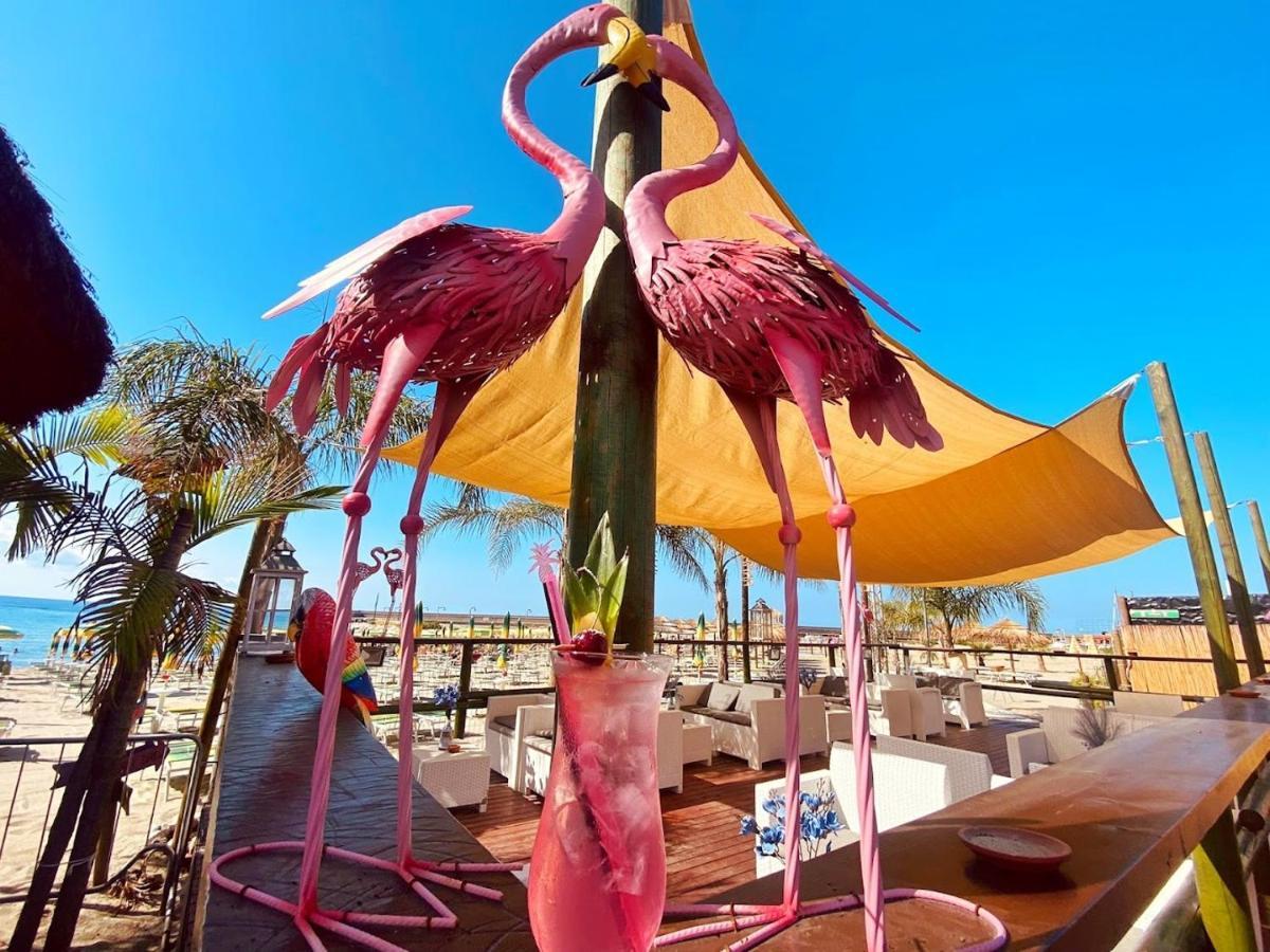 Flamingo Suites Marina di Camerota Buitenkant foto